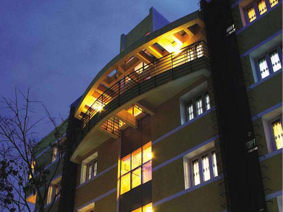 16 Square Luxury Suites & Boutique Bangalore Extérieur photo